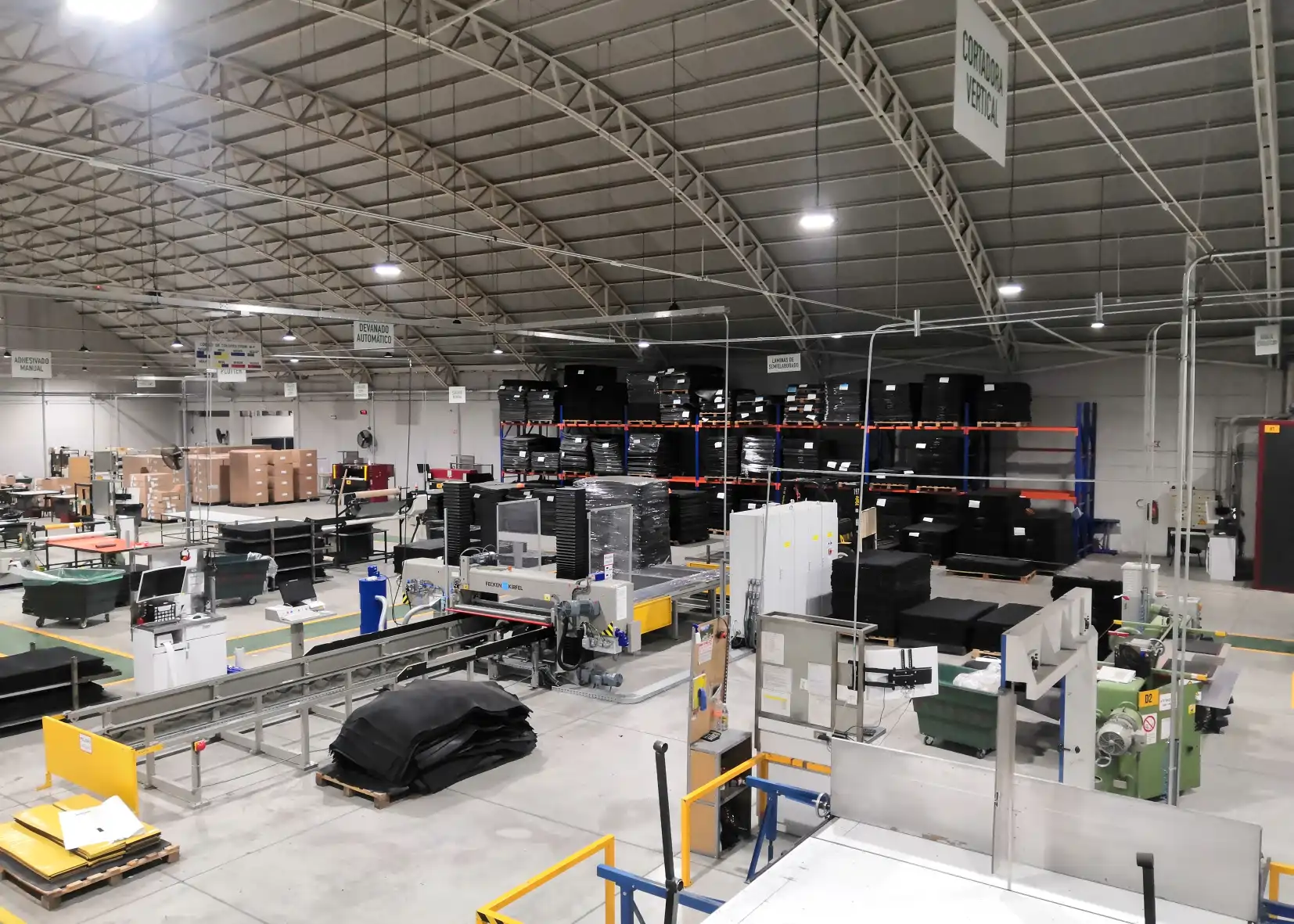 Infraestructura eléctrica para planta automotriz